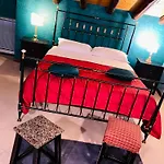 Bianca Di Navarra House B&B