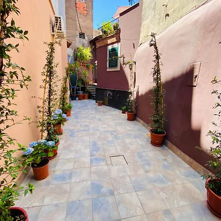 Bianca Di Navarra House فندق مبيت وإفطار بيانكافيلا